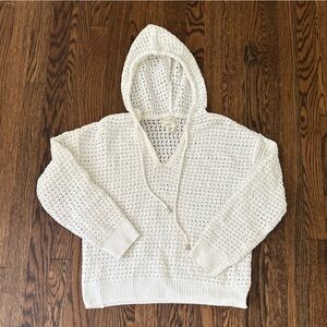 Nicole Miller White hooded  summer Sweater